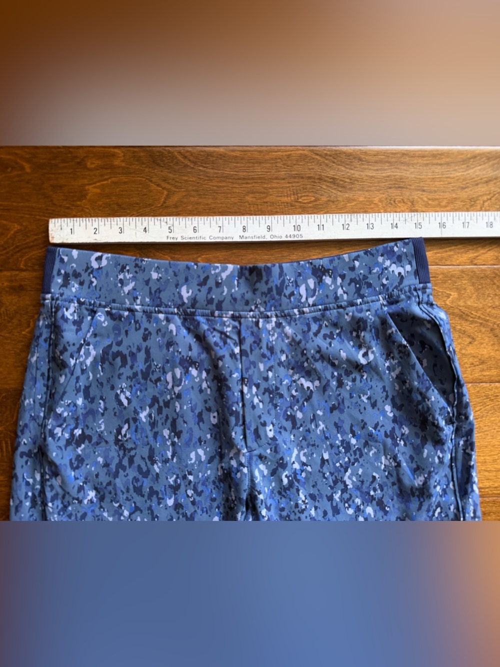 ATHLETA Captivate Chrome Blue BROOKLYN ANKLE PANTS Wide Contrast Band Stretch 10 - Picture 3 of 7